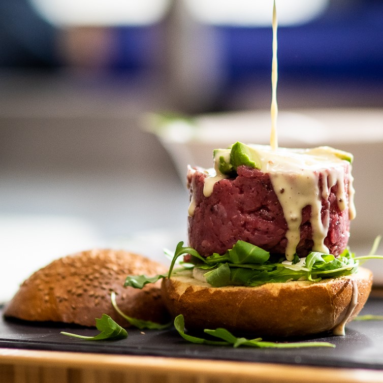 TARTARE BURGER