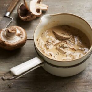 CREMA CON FUNGHI